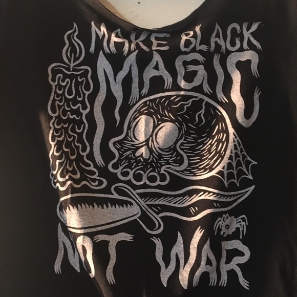 “Black Magic” Printed T with cut out neck - Picture 2 of 2